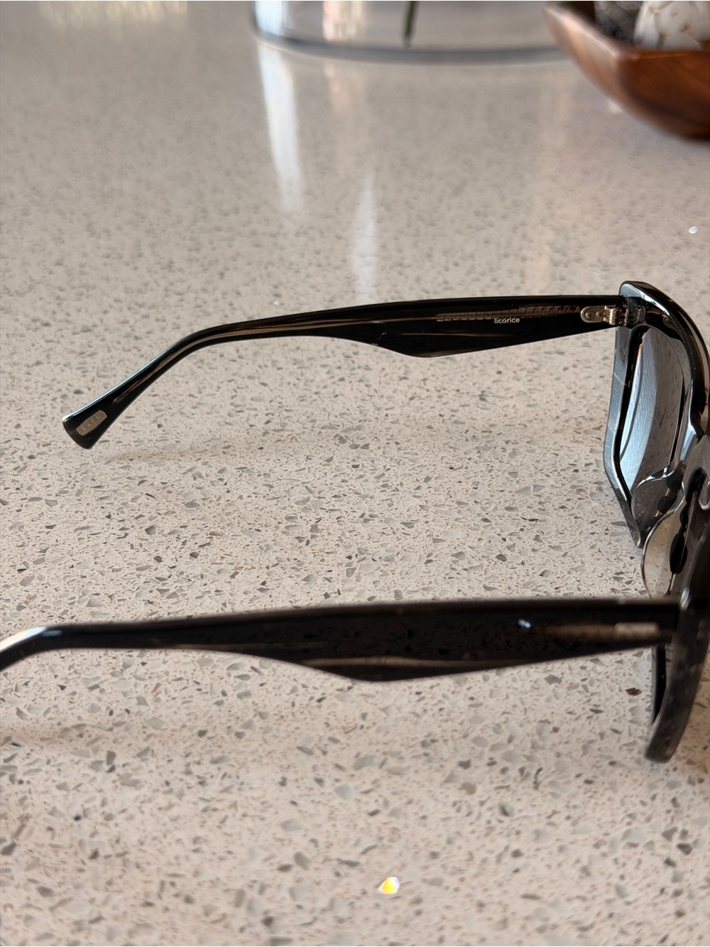 RAEN Keera Black Square Sunglasses - Picture 7 of 10